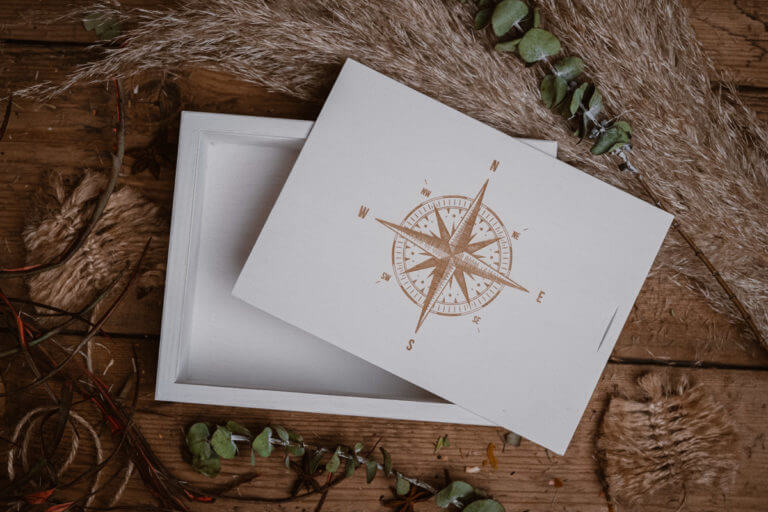 pudełko na zdjęcia białe