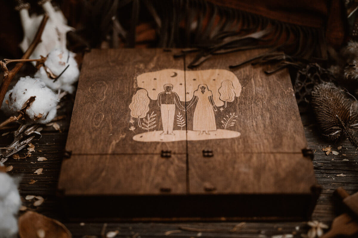 pudełko drewniane na zdjęcia