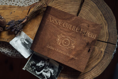 Pudełko książka na zdjęcia 10x15cm i USB